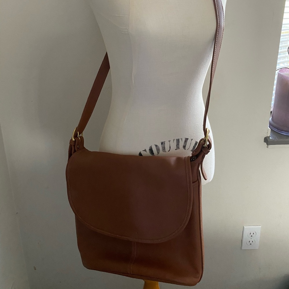 Authentic Vintage Coach Whitney